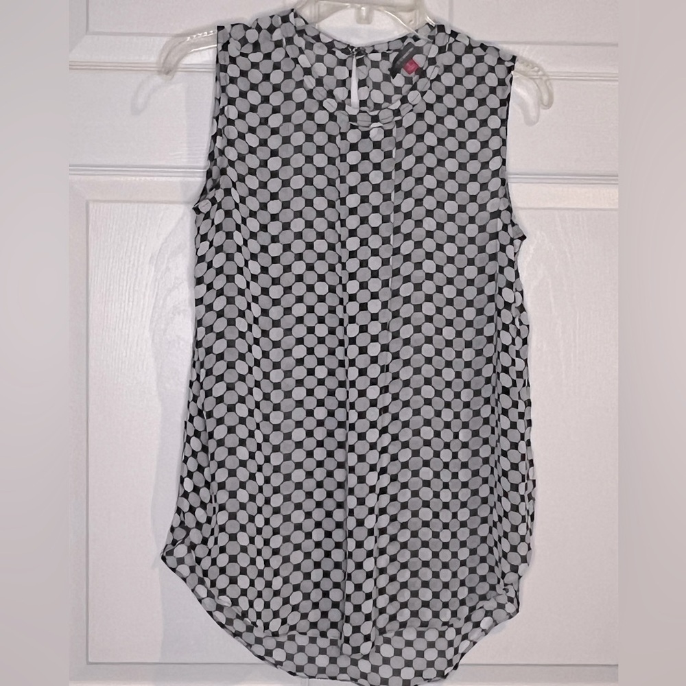 VINCE CAMUTO Women’s Sheer Basic Tank Blouse -  Size Small